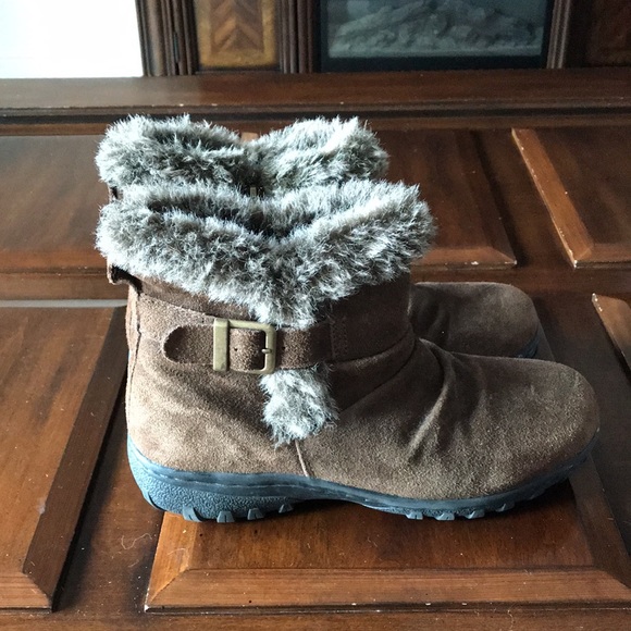 Women’s size 7M khombu Lindsey brown leather/faux fur zip up ankle boots - Picture 2 of 7